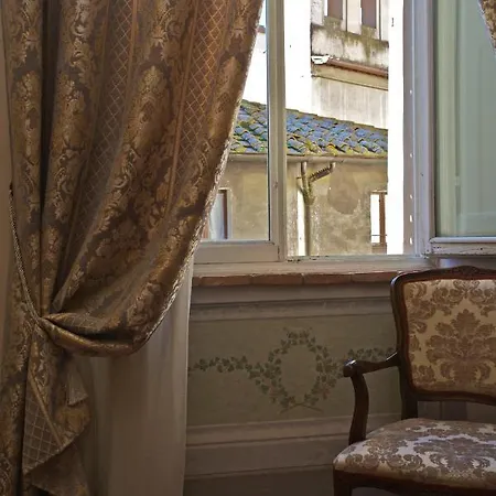 Antica Residenza Cicogna Сиена