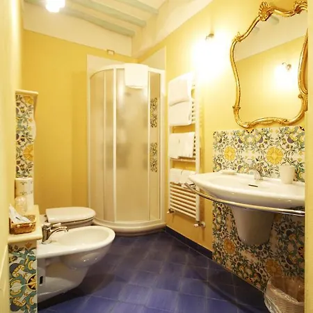 Antica Residenza Cicogna Сиена