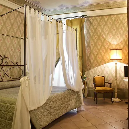 Couette-café Antica Residenza Cicogna Sienne